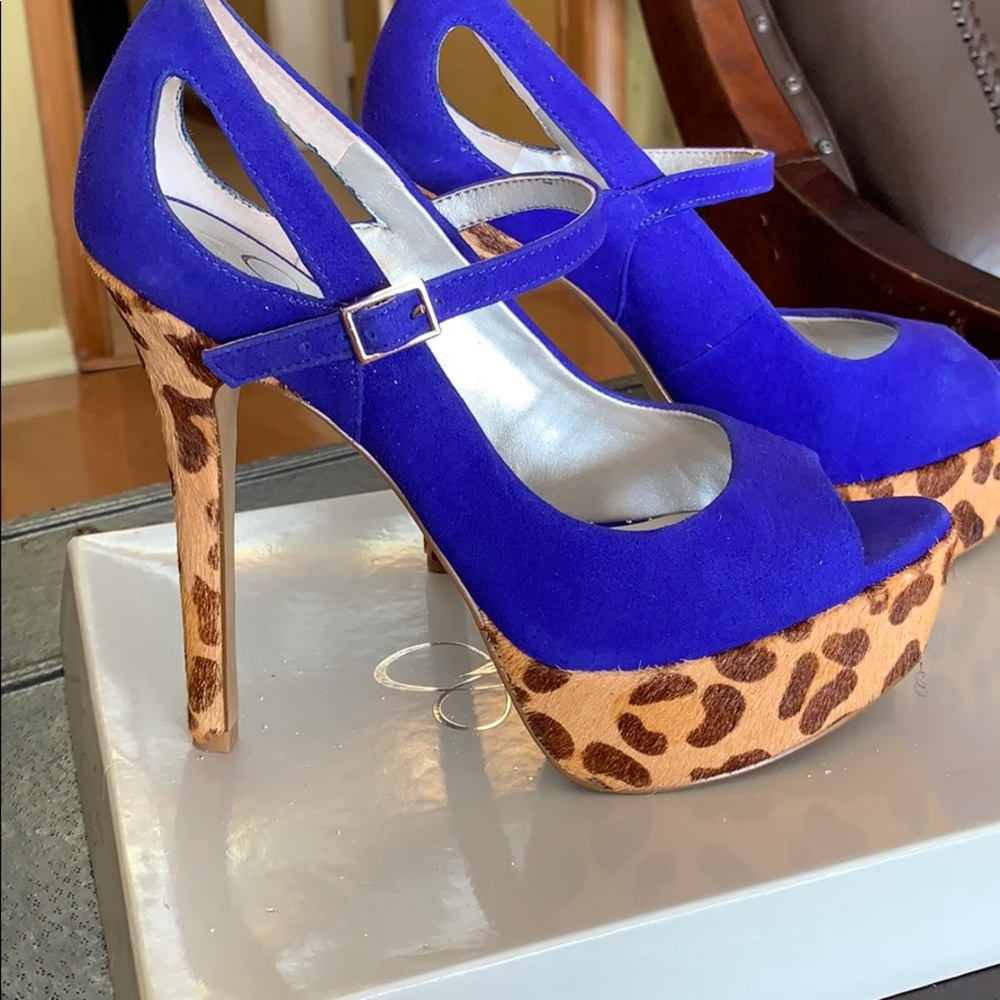 Jessica Simpson Blue Leapord Pumps